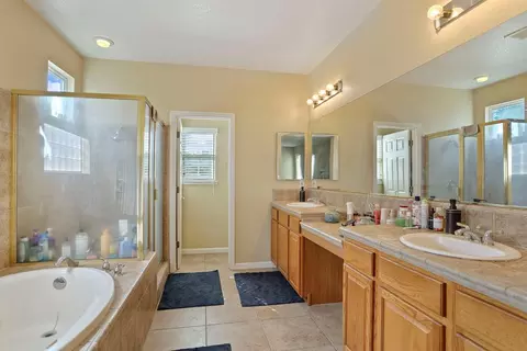1211 Esplanade Dr, Merced, CA 95348 photo 27