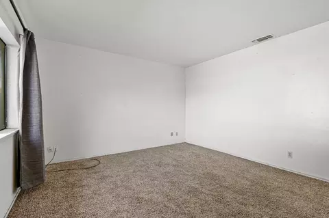 Bedroom - 544 Morgan St, Manteca, CA 95336 photo 1 of 11