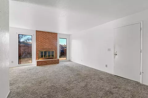 Living - 544 Morgan St, Manteca, CA 95336 photo 3 of 7