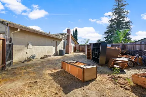 Exterior - 544 Morgan St, Manteca, CA 95336 photo 10 of 10