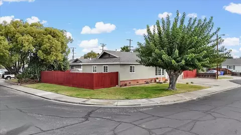 205 W Kent St, Manteca, CA 95337 photo 41