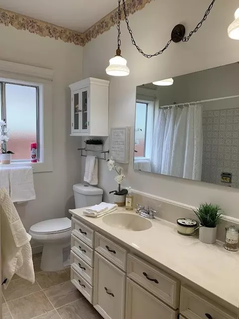 544 Castle St, Modesto, CA 95350 photo 15