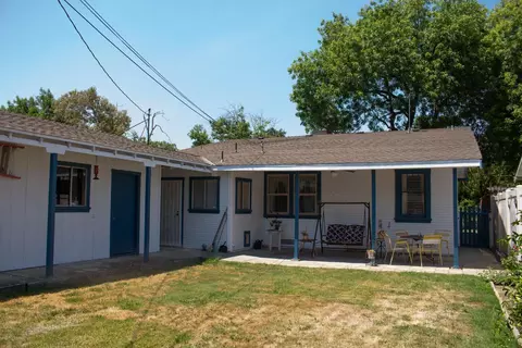 544 Castle St, Modesto, CA 95350 photo 3