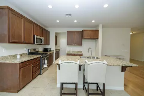1701 Feathers Ct, Hughson, CA 95326 photo 9