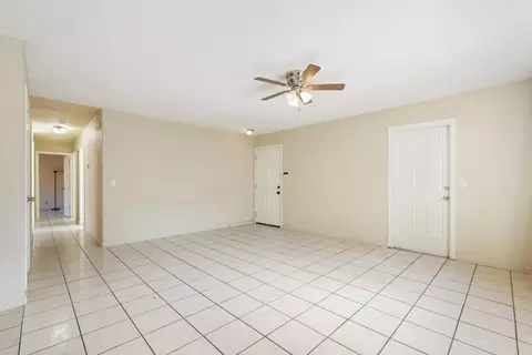 Living - 1713 Tonilane, Modesto, CA 95351 photo 3 of 4