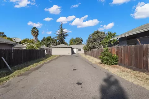 1713 Tonilane, Modesto, CA 95351 photo 1