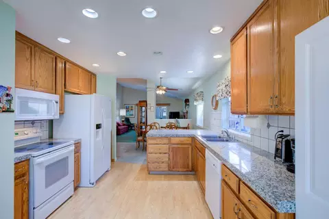 142 Benjamin Way, Turlock, CA 95380 photo 7