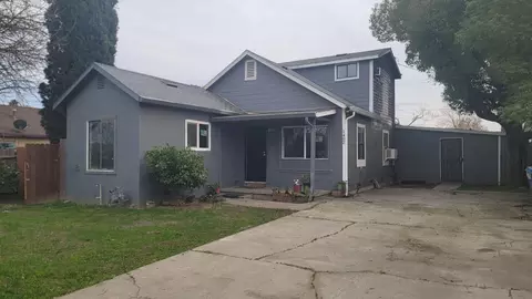 1402 Avalon Ave, Modesto, CA 95351 photo 1
