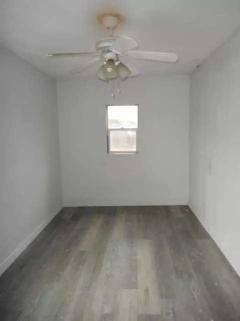 1402 Avalon Ave, Modesto, CA 95351 photo 15