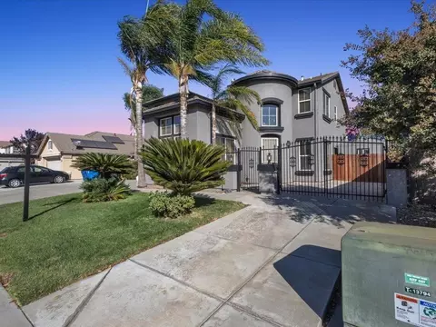 790 Silverado Dr, Manteca, CA 95337 photo 2