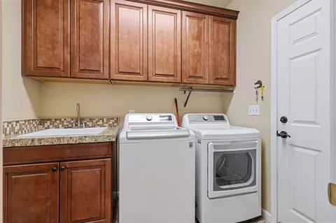 2921 Cameron Dr, Rocklin, CA 95765 photo 24