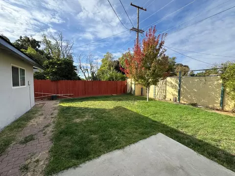 Exterior - 920 Snead Dr, Modesto, CA 95351 photo 2 of 5