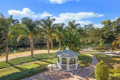 View/Area - 1351 Rivergate Dr, Lodi, CA 95240 photo 8 of 12
