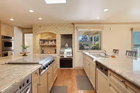 Kitchen - 1351 Rivergate Dr, Lodi, CA 95240 photo 2 of 9