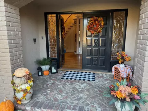 Exterior - 1351 Rivergate Dr, Lodi, CA 95240 photo 4 of 14