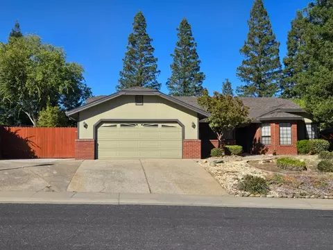 244 Firestone Dr, Roseville, CA 95678