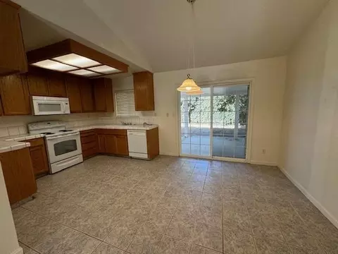 1117 Gorham Ave, Modesto, CA 95350 photo 5