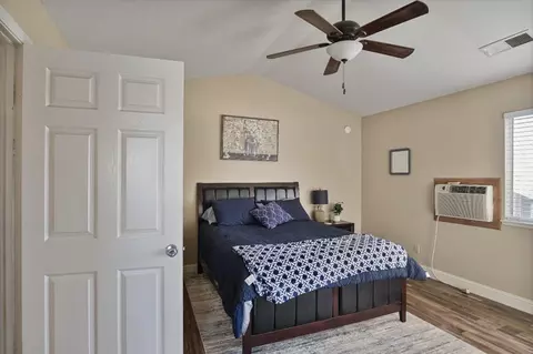 Bedroom - 805 Sauceda Ct, Modesto, CA 95351 photo 3 of 4