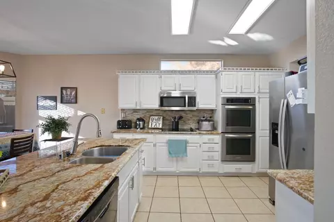 Kitchen - 805 Sauceda Ct, Modesto, CA 95351 photo 1 of 3