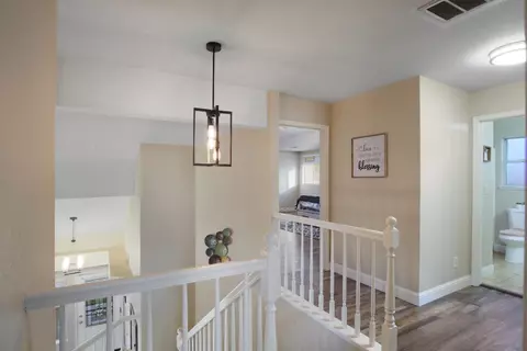 Entry Way - 805 Sauceda Ct, Modesto, CA 95351 photo 4 of 4