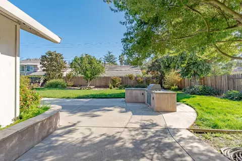 4756 Bowerwood Dr, Carmichael, CA 95608 photo 41