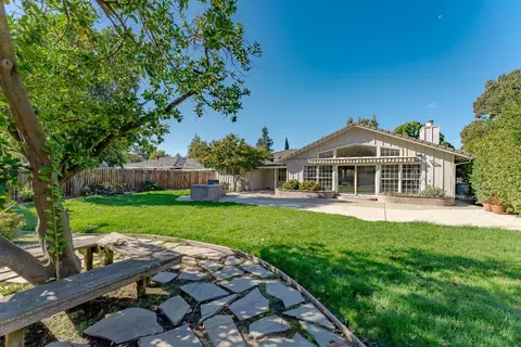 4756 Bowerwood Dr, Carmichael, CA 95608 photo 2