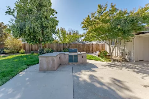 4756 Bowerwood Dr, Carmichael, CA 95608 photo 40