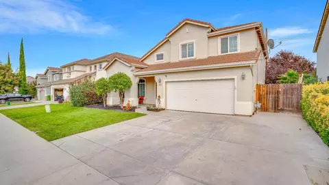 4220 Crepe Myrtle Ln, Tracy, CA 95377 photo 3