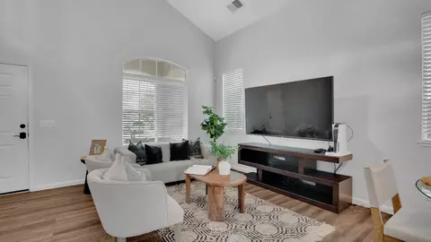 4220 Crepe Myrtle Ln, Tracy, CA 95377 photo 8