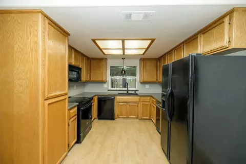 2108 Northridge Dr, Modesto, CA 95350 photo 7