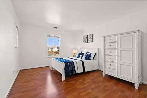 Bedroom - 100 Wisteria Ln, Tracy, CA 95377 photo 1 of 10