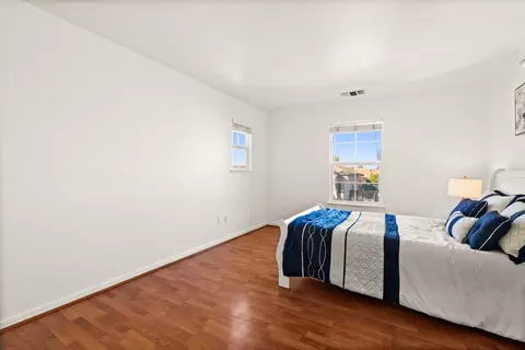Bedroom - 100 Wisteria Ln, Tracy, CA 95377 photo 2 of 10