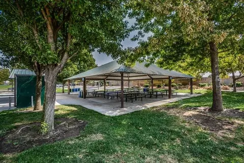 Exterior - 100 Wisteria Ln, Tracy, CA 95377 photo 8 of 14