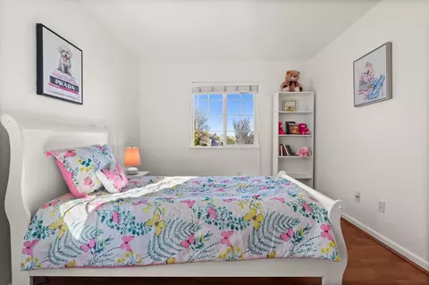Bedroom - 100 Wisteria Ln, Tracy, CA 95377 photo 8 of 10