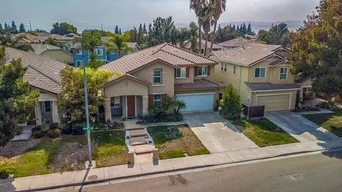 View/Area - 100 Wisteria Ln, Tracy, CA 95377 photo 1 of 11