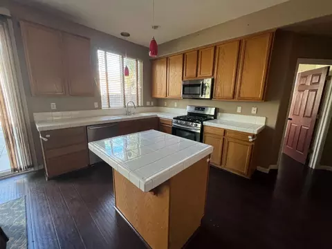 Kitchen - 1429 Angus St, Patterson, CA 95363 photo 1 of 1