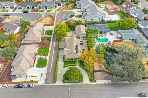 5477 Lost Ave, Rocklin, CA 95677 photo 47