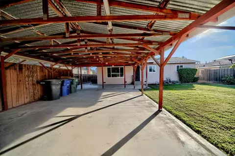 Exterior - 405 Charles Ave, Modesto, CA 95350 photo 7 of 25