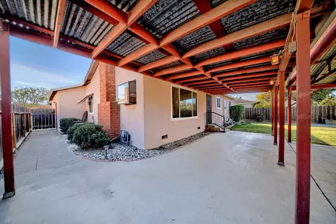 Exterior - 405 Charles Ave, Modesto, CA 95350 photo 2 of 25