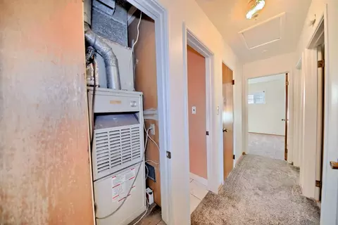 Entry Way - 405 Charles Ave, Modesto, CA 95350 photo 8 of 14
