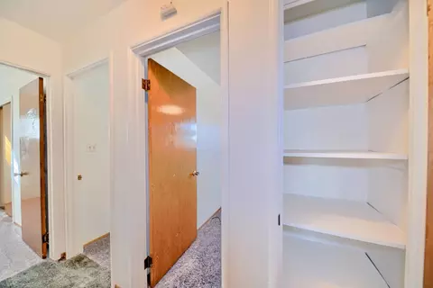 Entry Way - 405 Charles Ave, Modesto, CA 95350 photo 9 of 14
