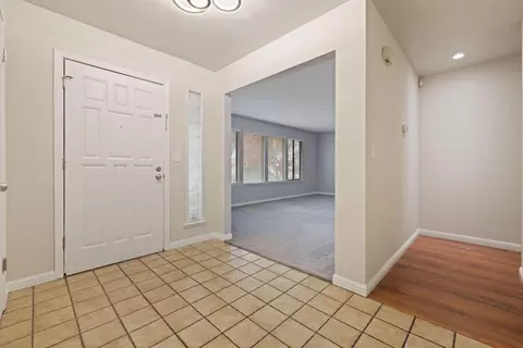 Entry Way - 3805 Spring Oak, Modesto, CA 95355 photo 5 of 10