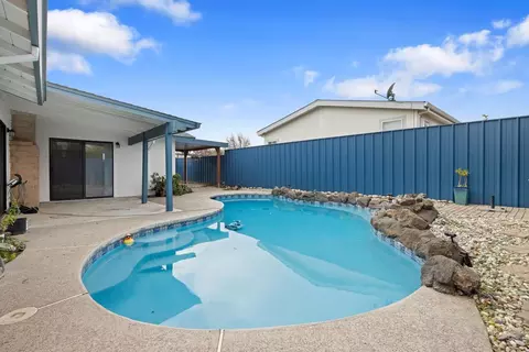 Exterior - 3805 Spring Oak, Modesto, CA 95355 photo 3 of 6