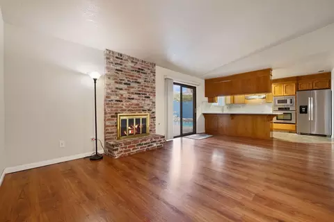 Living - 3805 Spring Oak, Modesto, CA 95355 photo 4 of 6