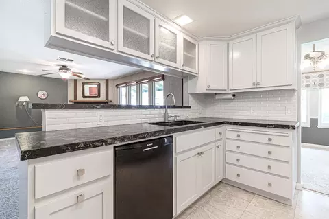 Kitchen - 3840 Rexford Ct, Modesto, CA 95356 photo 1 of 2