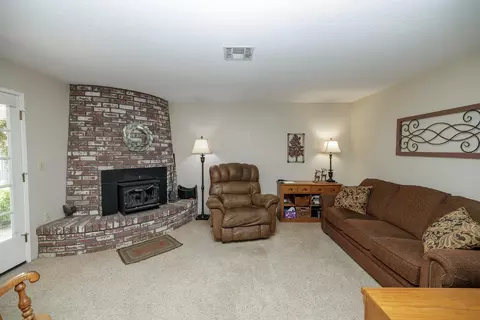 1730 Carignane, Escalon, CA 95320 photo 25