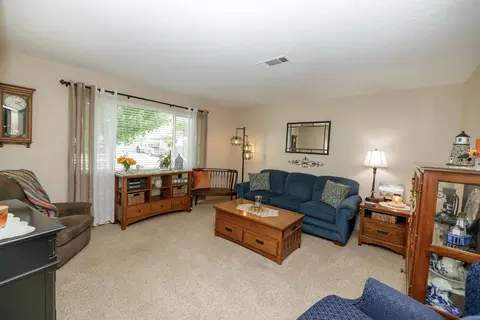 1730 Carignane, Escalon, CA 95320 photo 8