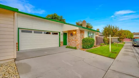 1615 Thompson Dr, Lodi, CA 95240 photo 1