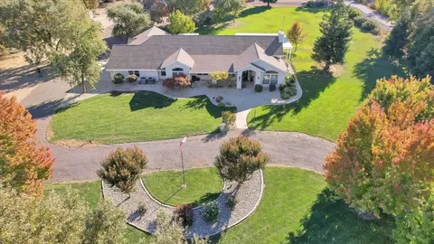 View/Area - 845 Justeson Ave, Gridley, CA 95948 photo 2 of 9