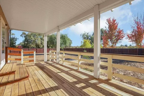 Exterior - 845 Justeson Ave, Gridley, CA 95948 photo 10 of 18